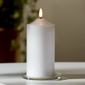 Светодиодная свеча с имитацией пламени Flamenco 17*7.5 см на батарейках (Star Trading, Швеция). Артикул: 064-09