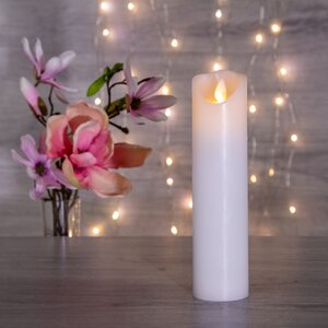 Высокая светодиодная свеча с живым пламенем 20 см белая восковая на батарейках Edelman фото 1
