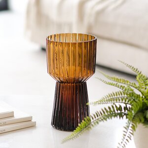 Стеклянная ваза Гильбрен 29 см янтарная