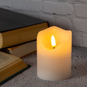 Светодиодная свеча с имитацией пламени Стелла 9 см белая восковая на батарейках (Kaemingk, Нидерланды). Артикул: ID67172