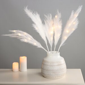 Светящаяся ветка для декора Перо Blanshet White 70 см, теплые белые LED лампы, на батарейках Kaemingk фото 1