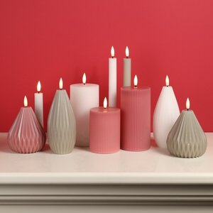Светодиодная свеча с имитацией пламени Грацио 10 см темно-розовая, на батарейках Peha фото 3
