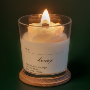 Декоративная ароматическая свеча Luce Rosa: Мед, 30 часов горения Luce фото 1