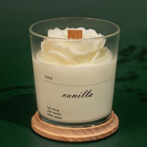 Декоративная ароматическая свеча Luce Rosa: Ваниль, 30 часов горения