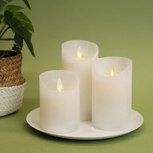 Набор восковых светодиодных свечей с имитацией пламени Magic Flame 11-15 см, 3 шт, с пультом, белые, на батарейках (Peha, Нидерланды). Артикул: ID50600