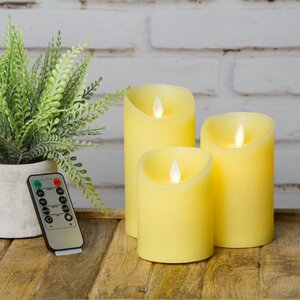 Набор свечей с имитацией пламени Magic Flame 12-17 см, 3 шт, с пультом управления, желтые, восковые (Peha, Нидерланды). Артикул: ID55311