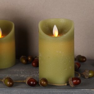 Светодиодная свеча с имитацией пламени 12.5 см, зеленая восковая, батарейка Peha фото 1