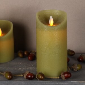 Светодиодная свеча с имитацией пламени 15 см, зеленая восковая, батарейка Peha фото 1