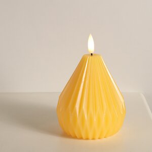Светодиодная свеча с имитацией пламени Грацио 10 см желтая, на батарейках Peha фото 1