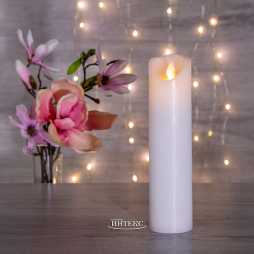 Высокая светодиодная свеча с живым пламенем 20 см белая восковая на батарейках Edelman
