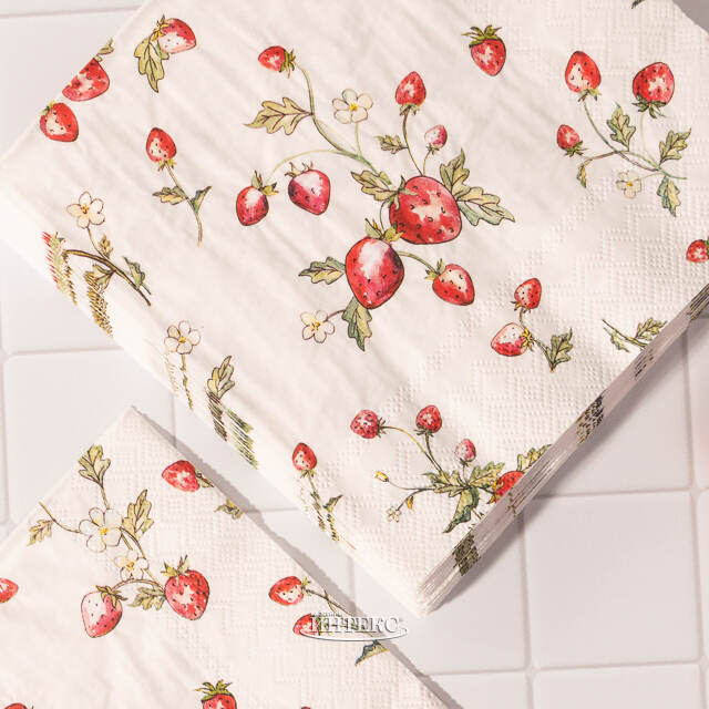 Бумажные салфетки Sweet Strawberries: Watercolor 17*17 см, 20 шт Boltze