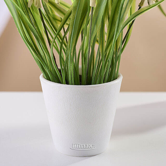 Искусственный цветок в горшке Бьянке - Мускари 21 см Koopman