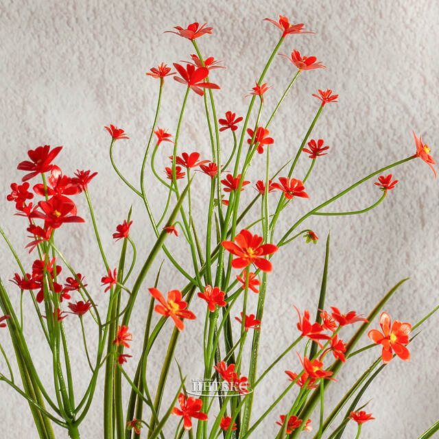 Искусственный цветок в горшке Таллинум 38 см красный Summer Deco