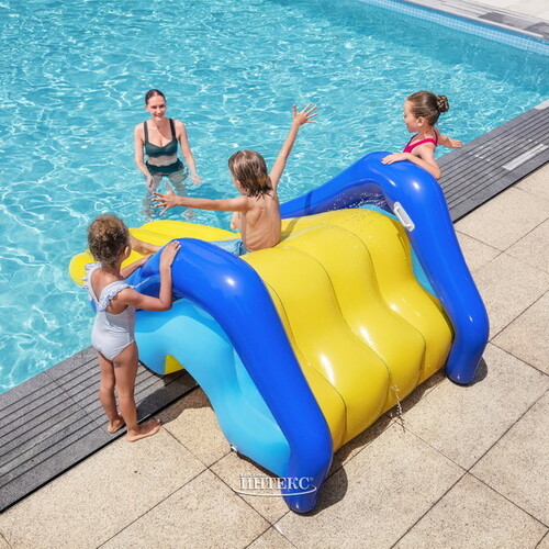 Надувная горка для бассейна Giant Pool Slide 247*124*100 см Bestway
