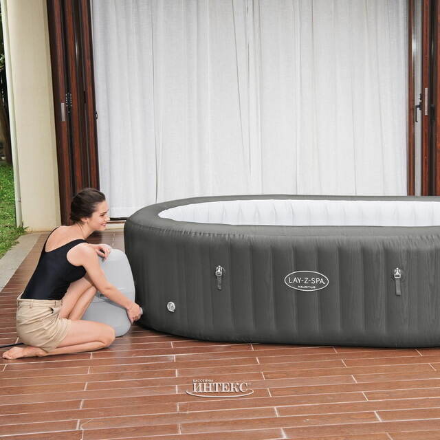 Надувной овальный бассейн-джакузи Lay-Z-Spa: Mauritius 270*180*71 см, аэромассаж, теплосберегающий тент Bestway (Бествей)