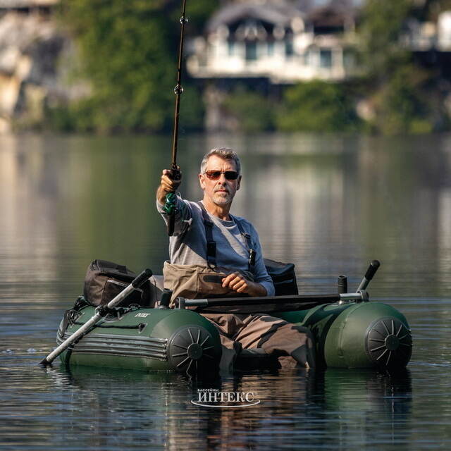 Надувная лодка для рыбалки Big Catch Pro (Биг Кач Про) 165*119*38 см + насос и весла INTEX (Интекс)