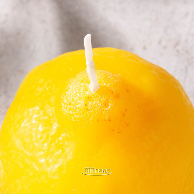 Ароматизированная свеча Лимон 8 см, 18 часов горения Омский Свечной