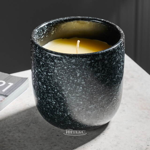 Ароматическая свеча в стакане Verona - Soft Lavender 9 см Koopman (Купман)