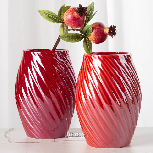 Керамическая ваза Амицития 16 см красная Koopman (Купман)