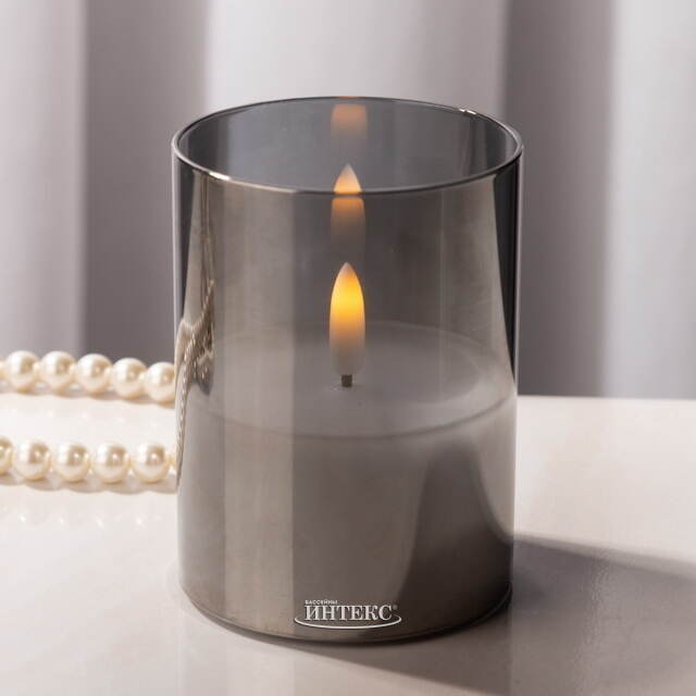 Светодиодная свеча с имитацией пламени Матфен 10 см дымчатая, стекло, на батарейках, таймер Koopman (Купман)