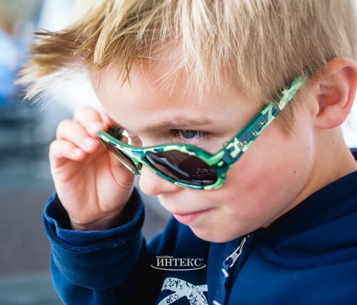 Детские солнцезащитные очки Babiators Polarized. Крутой камуфляж, 0-2 лет, чехол Babiators