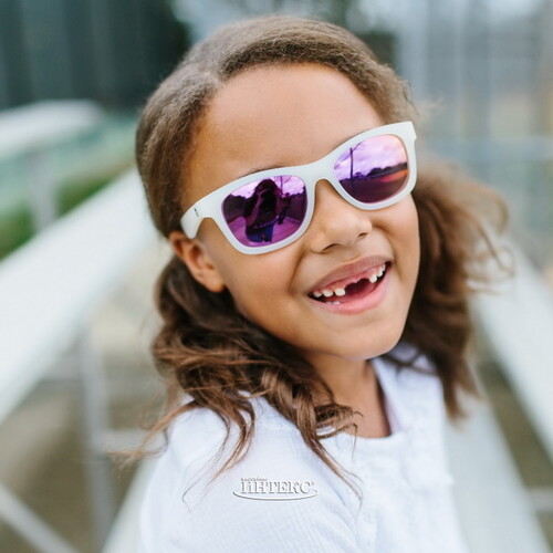 Солнцезащитные очки для подростков Babiators Polarized Navigator Трендсеттер, 6-14 лет, полупрозрачные Babiators