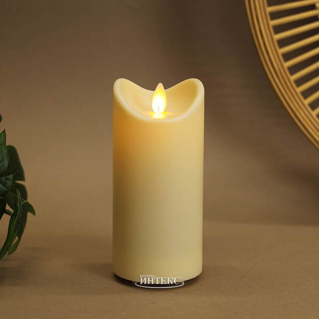 Уличная светодиодная свеча с имитацией пламени 15 см кремовая на батарейках Peha