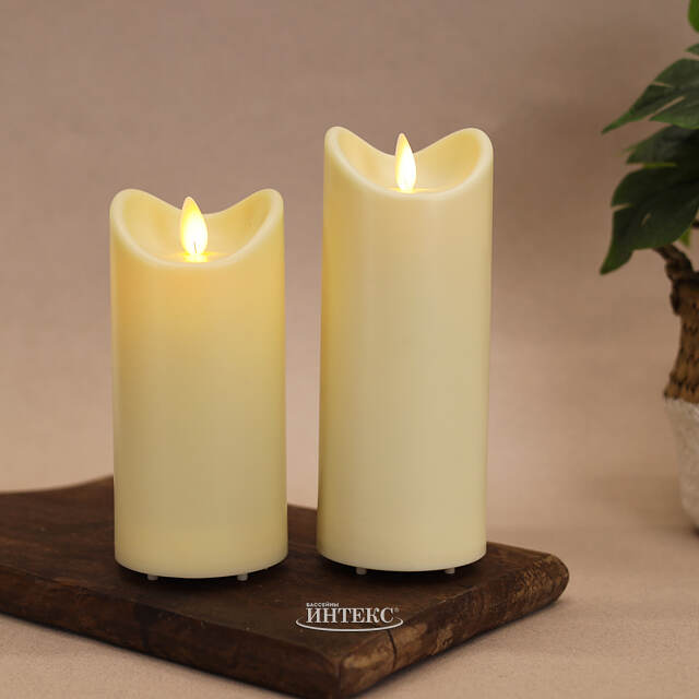 Уличная светодиодная свеча с имитацией пламени 15 см кремовая на батарейках Peha