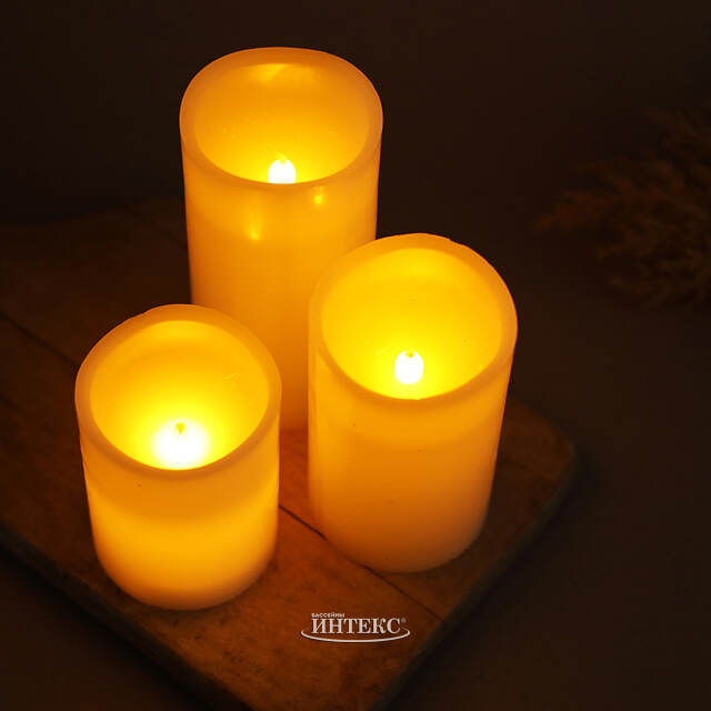 Набор восковых светильников свечей Восторг  10-15 см, 3 шт, с пультом управления, на батарейках Koopman (Купман)