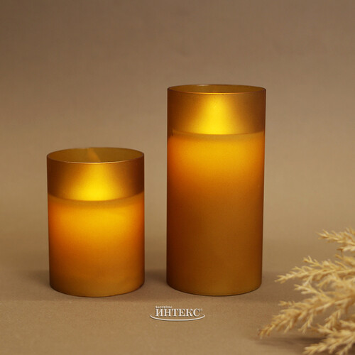 Светодиодная свеча с имитацией пламени Magic Flame в стакане 15 см карамельная Peha