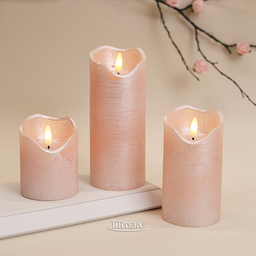 Светодиодная свеча с имитацией пламени Стелла 13 см розовая восковая, на батарейках, таймер Kaemingk
