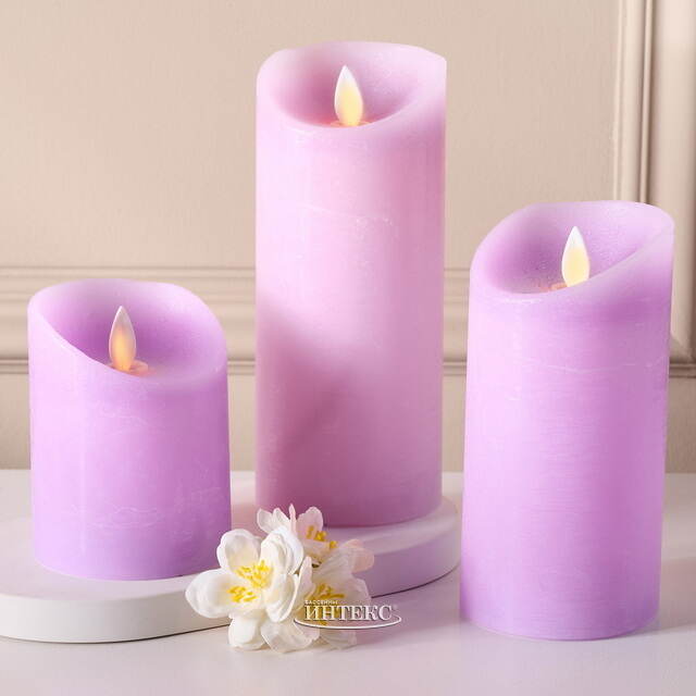 Светодиодная свеча с имитацией пламени 18 см, фиолетовая восковая, батарейка Peha