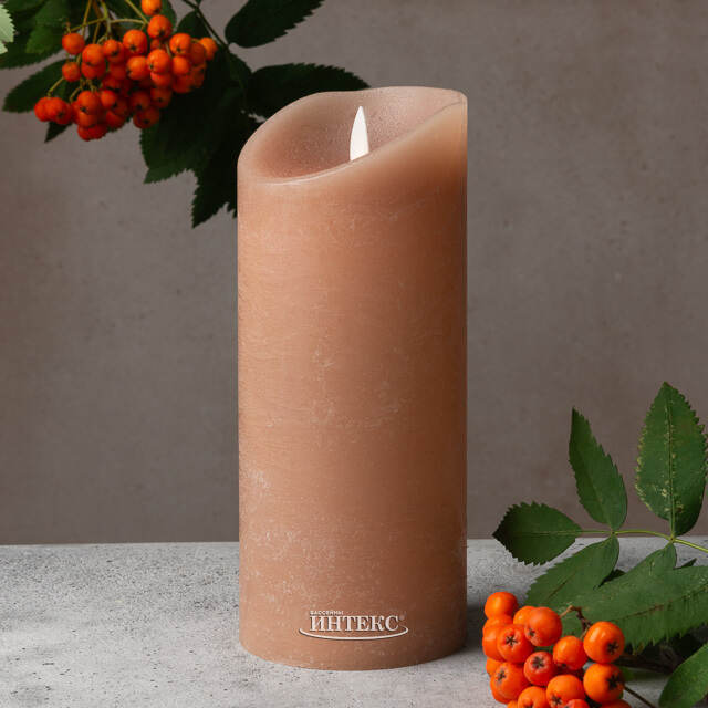 Светодиодная свеча с имитацией пламени 18 см, персиковая восковая Peha