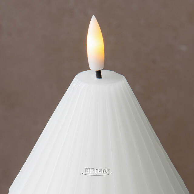 Светодиодная свеча с имитацией пламени Грацио 10 см белая, на батарейках Peha