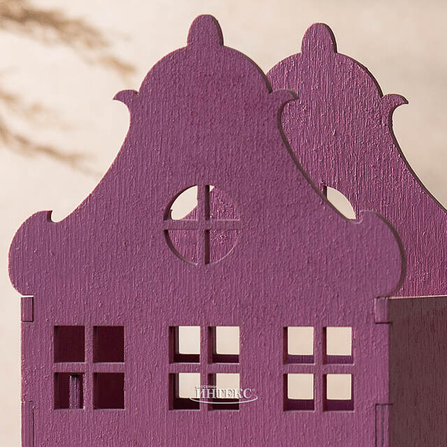 Декоративный домик Амстердам 27 см малиновый Christmas Apple