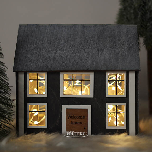 Декоративный домик Честер 17 см Christmas Apple (Кристмас Эпл)