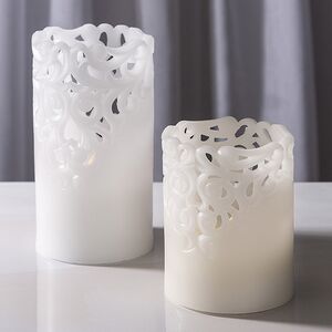 Восковая LED свеча на батарейках Клара белая