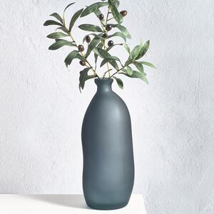 Стеклянная ваза-бутылка Слави 35 см серая матовая