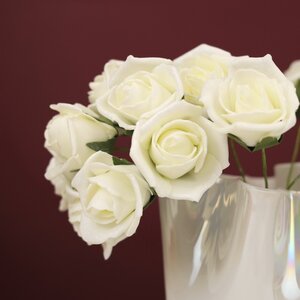 Искусственные розы для декора Lallita 18 см, 7 шт, кремовые с лаймовым (Ideas4Seasons, Нидерланды). Артикул: 31146