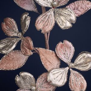 Декоративная ветка Магнолия Иоганна 64 см пудровая Winter Deco фото 3