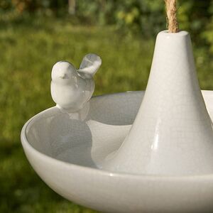 Декоративная кормушка для птиц Гертлин 20 см молочная Boltze фото 5