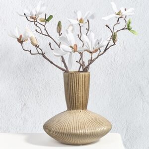 Фарфоровая ваза Оазис 18 см