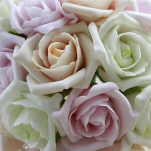 Искусственные розы для декора Lallita 18 см, 7 шт, кремовые с лаймовым Ideas4Seasons фото 5