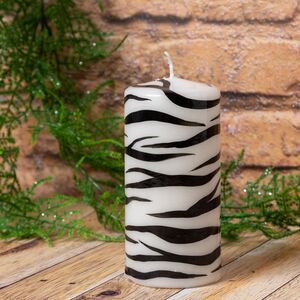 Декоративная свеча Зебра 125*60 мм (Омский Свечной, Россия). Артикул: 3847-свеча
