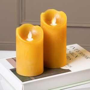 Светодиодная свеча Живое Пламя 15 см горчичная восковая на батарейках Kaemingk фото 4