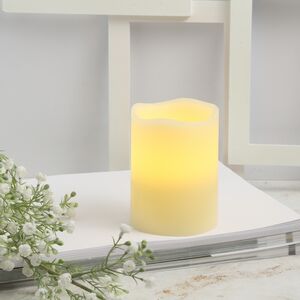 Светильник свеча восковая 10*7.5 см кремовая на батарейках, таймер (Kaemingk, Нидерланды). Артикул: 483376