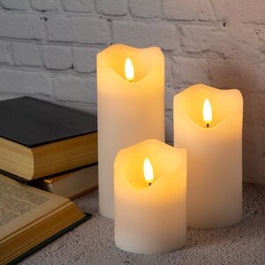 Светодиодная свеча с имитацией пламени Стелла 9 см белая восковая на батарейках Kaemingk фото 2