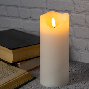 Светодиодная свеча с имитацией пламени Стелла 17 см белая восковая на батарейках (Kaemingk, Нидерланды). Артикул: 485280