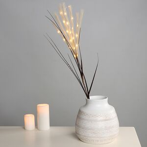 Светящаяся ветка для декора Шоколадный Латте 70 см, теплые белые LED лампы, на батарейках Kaemingk (Кейминг) фото 6