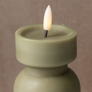 Светодиодная свеча Аттика с имитацией пламени 15 см оливковая, на батарейках Kaemingk (Кейминг) фото 2